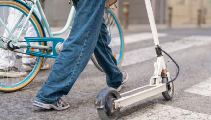 Patinete eléctrico explota en Bilbao y deja siete heridos